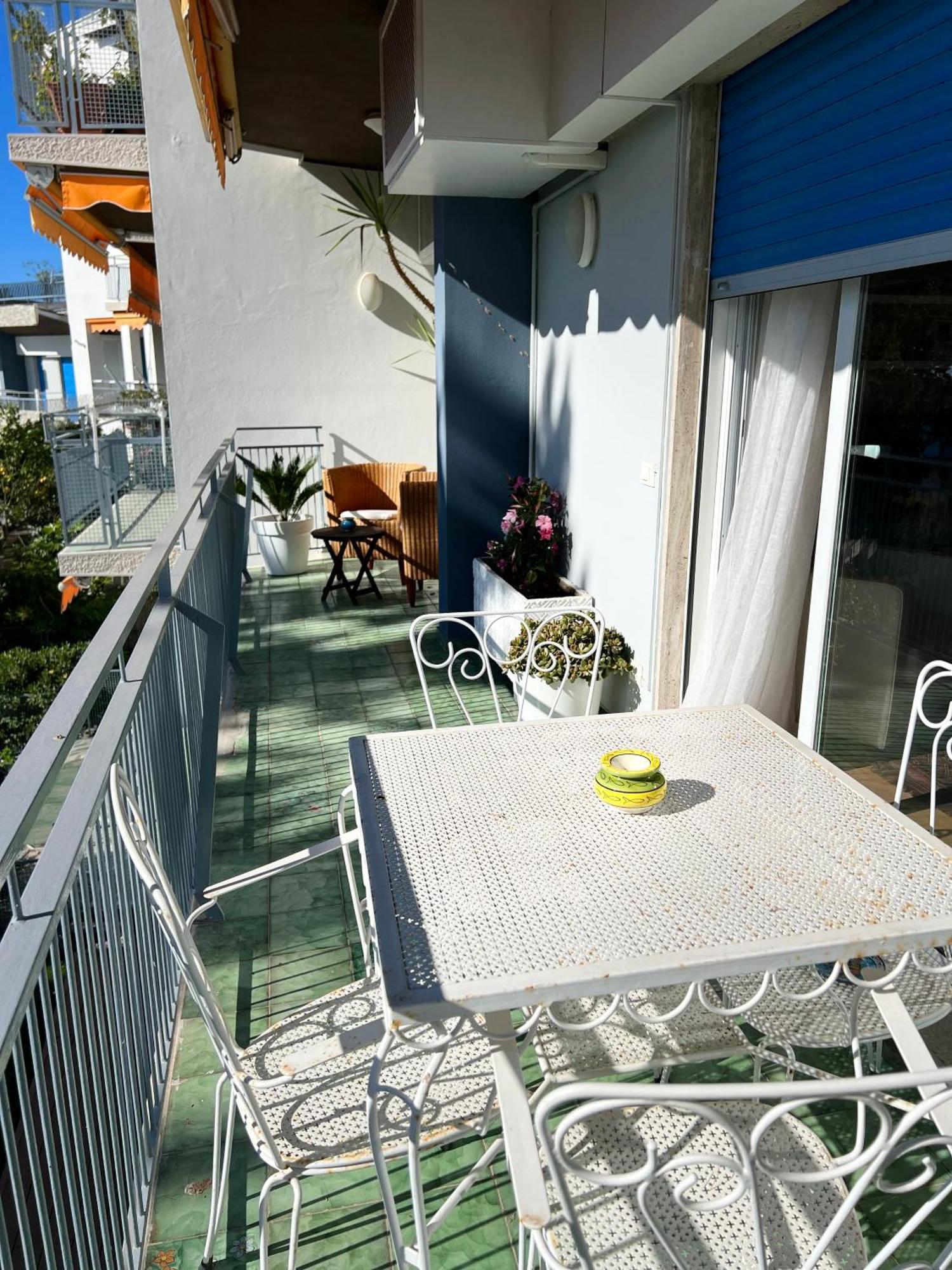 Mamariviera Home Holidays Sanremo - Casa Vista Mare Con Piscina ภายนอก รูปภาพ